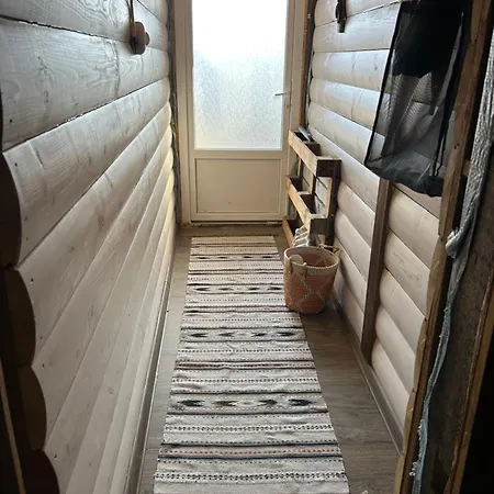 хатка у долині Holiday home *