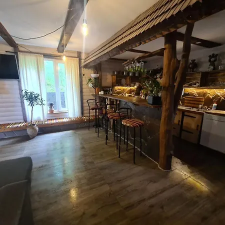 Holiday home хатка у долині